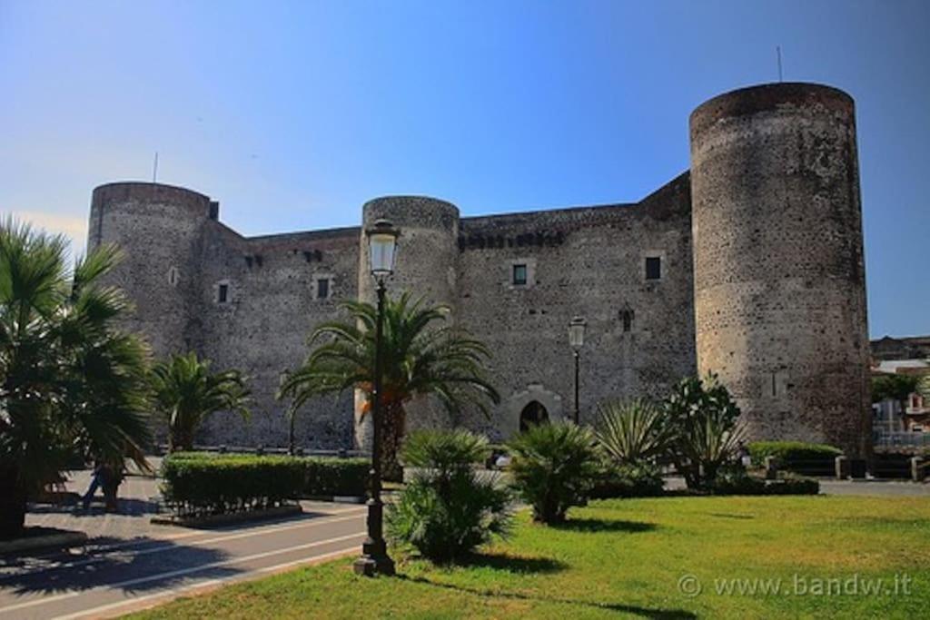 Odeonhouse - Catania - Parking Included Lägenhet Exteriör bild